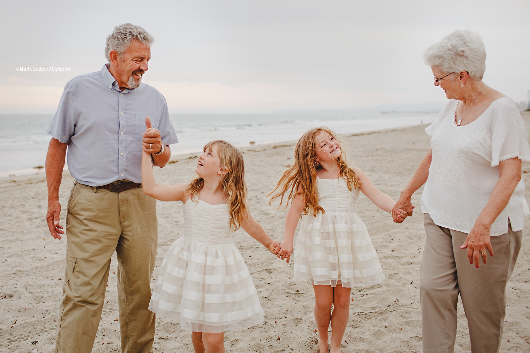 San Clemente Beach family session . Extended family beach session. Orange County family portrait photographer. Los Angeles San diego